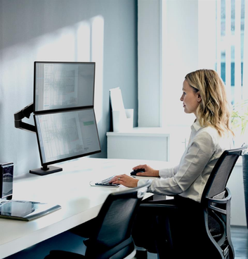 LX Pro Stacking Monitor Arm (Dual Monitor) Consumer Ergotron