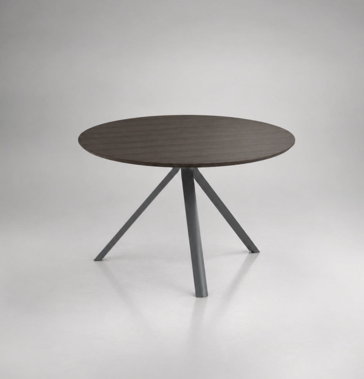 Gran Round Meeting Table Consumer KANO