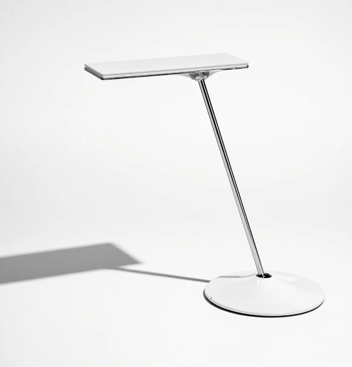 Horizon Light Consumer Humanscale White 8-10 Weeks