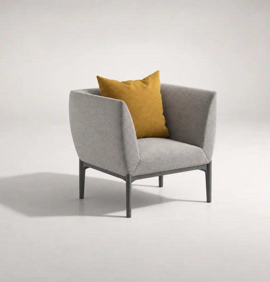 Links Armchair Consumer KANO