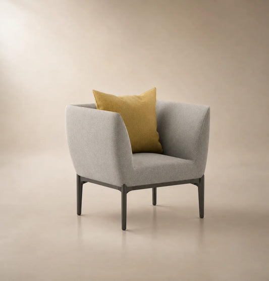 Links Armchair Consumer KANO