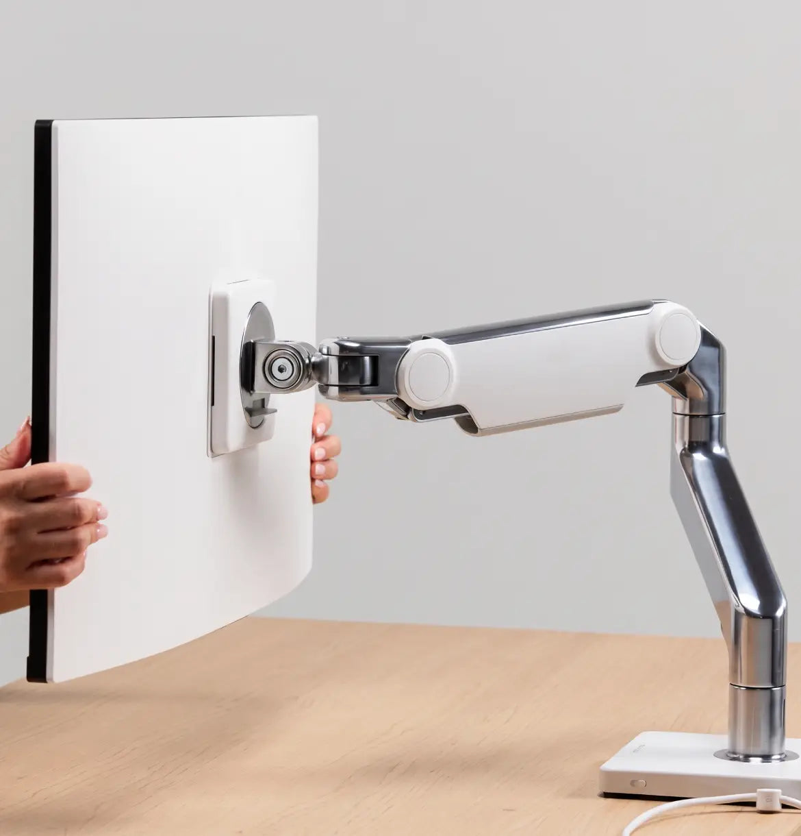 M2.1 Monitor Arm Consumer Humanscale