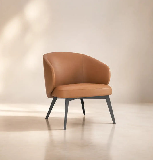 Moon Armchair in Leather Consumer KANO