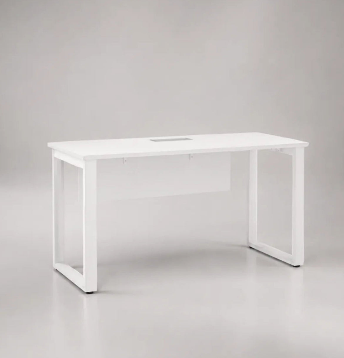 Noqi "O" Straight Desk Consumer KANO