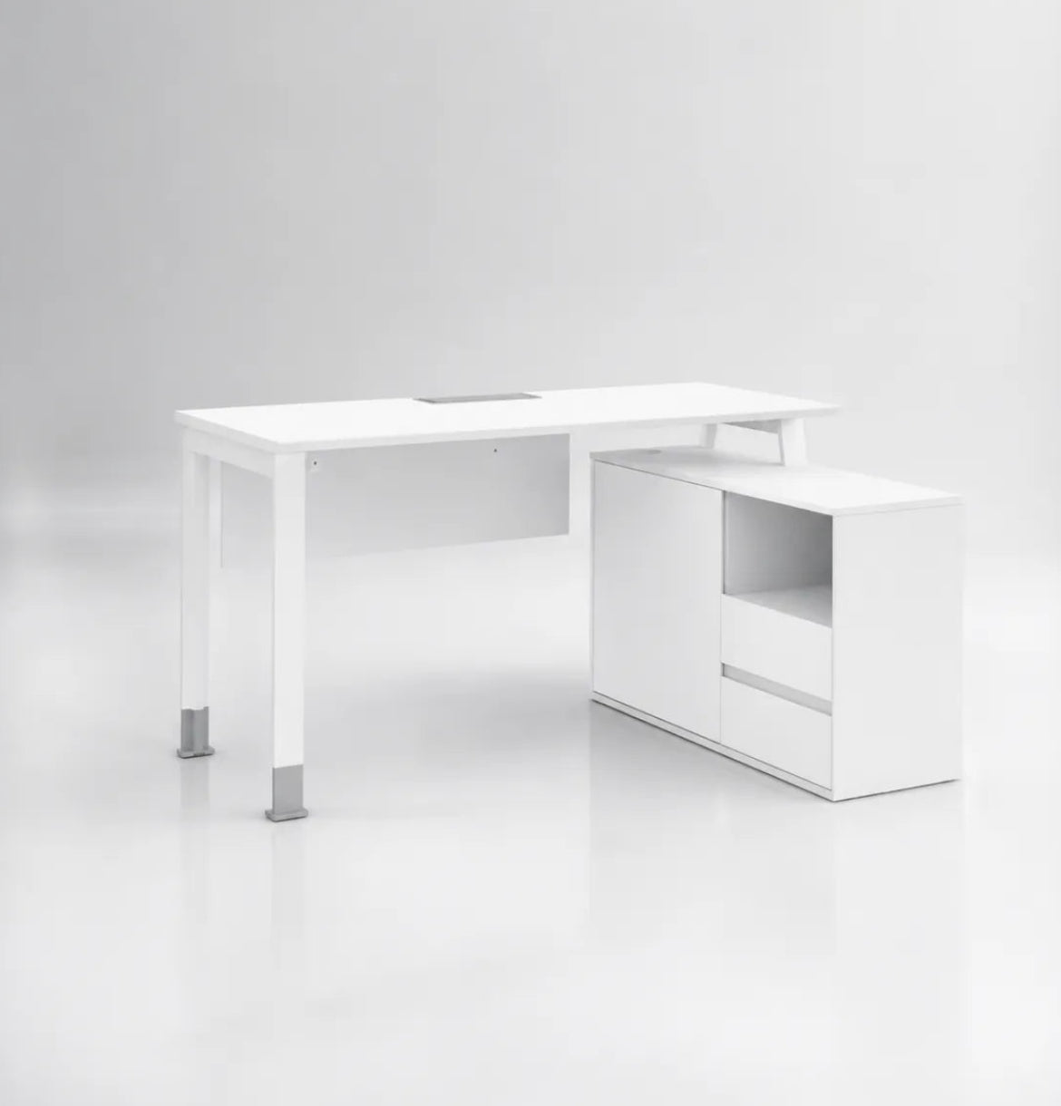 Noqi "U" Desk with Small Credenza Return Consumer KANO
