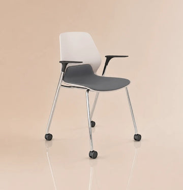 Staryo in 4-Legs with Castors Consumer KANO White 8-10 Weeks