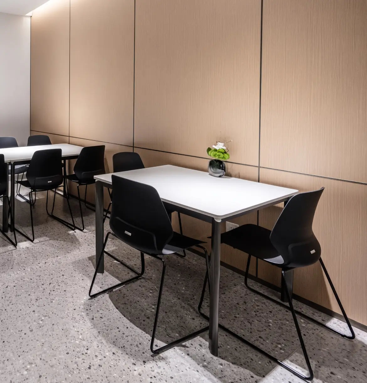 Upax Square Table Consumer KANO