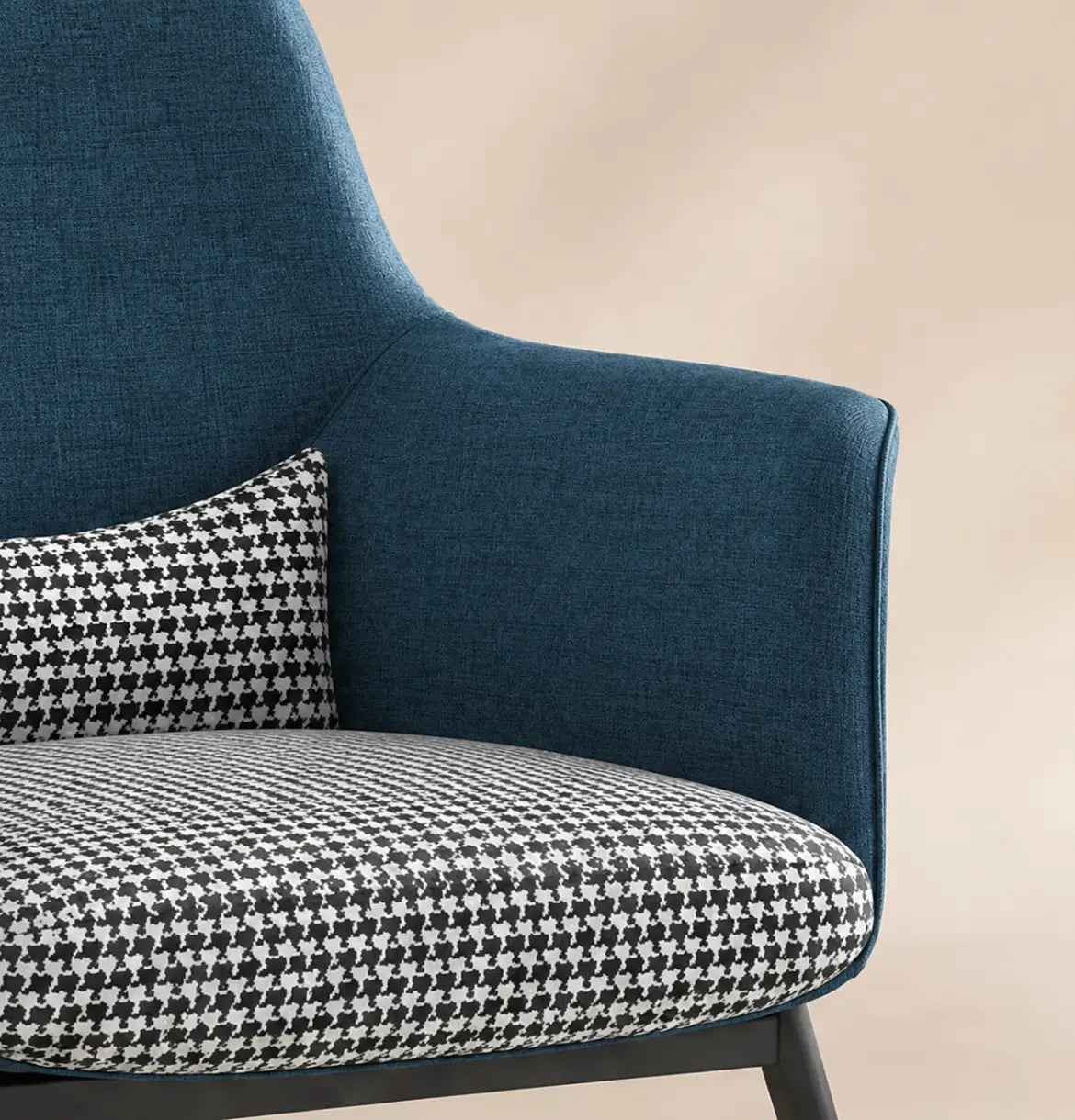 Yodo Executive Lounge Chair in Fabric Consumer KANO