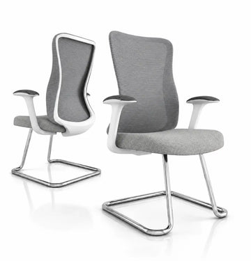 Yoto Light Visitor Consumer KANO Grey Chrome 8-10 Weeks