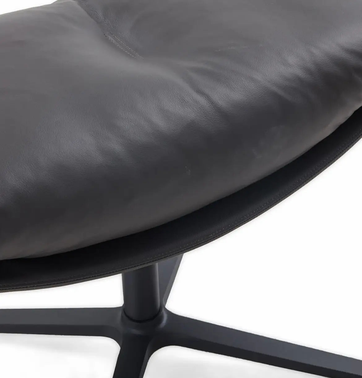 Yumu Footrest Consumer KANO   